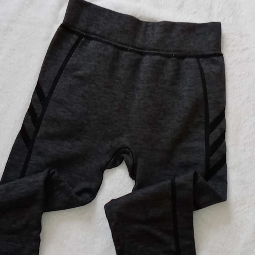 Used Sz Small Womens Yoga/Athletic Pants